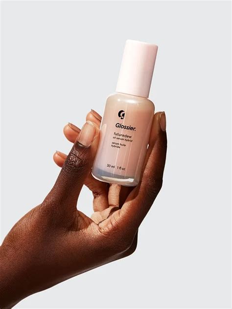 sephora glossier futuredew.